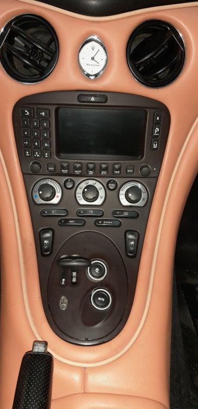 Maserati Non-sticky Buttons.jpg