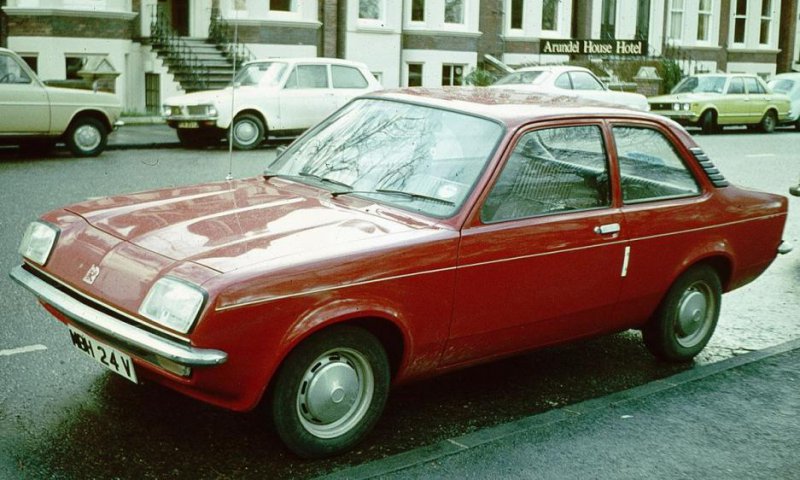 1200px-Vauxhall_Chevette_Sedanlette.jpg