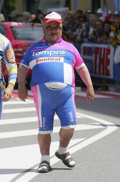 1-fat-cyclist-in-lycra.jpg
